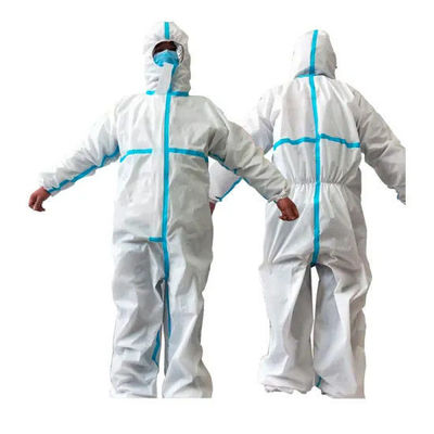 Μίας χρήσης χημικές ανθεκτικές φόρμες πολυπροπυλενίου κοστουμιών με την κουκούλα
